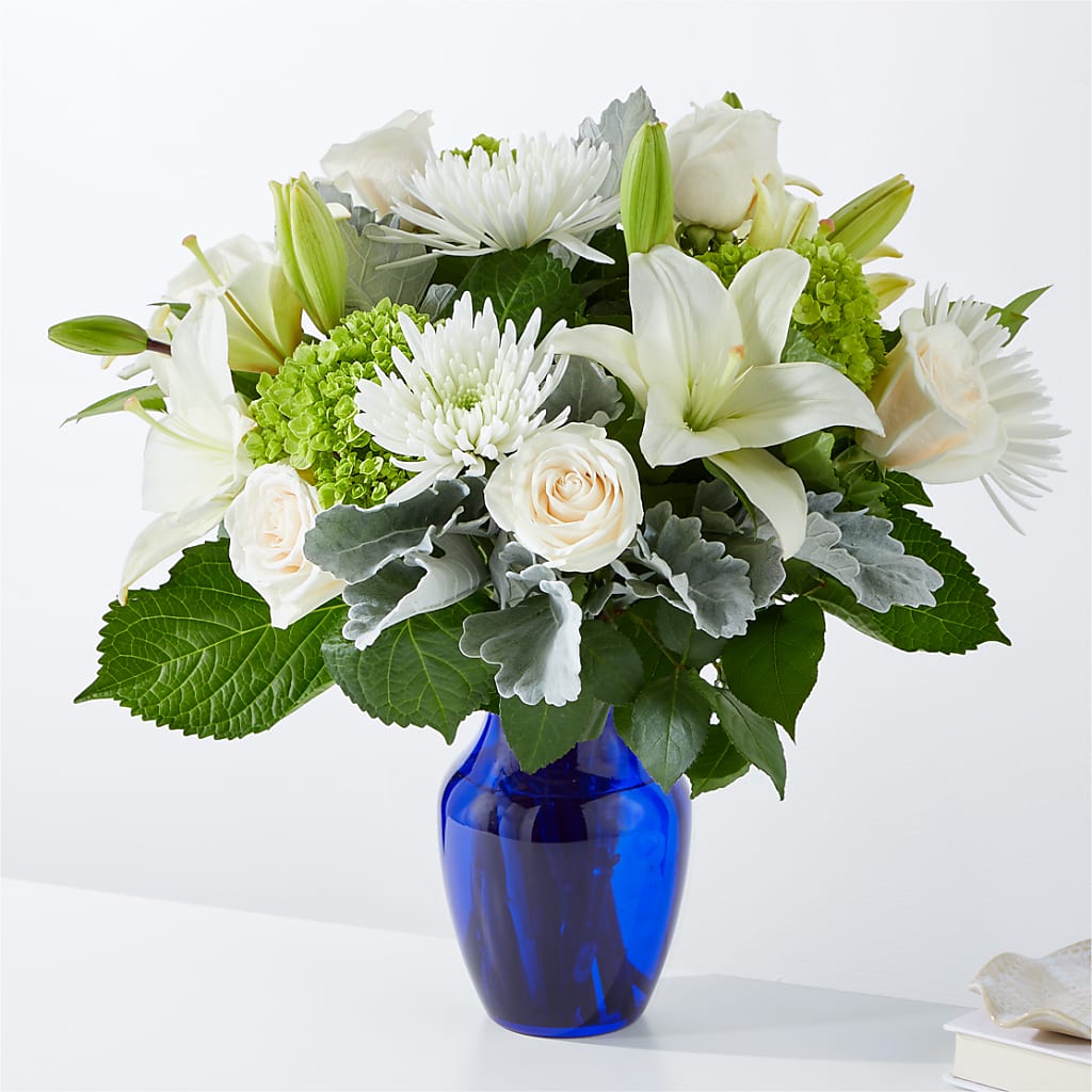Snowy Dreams Bouquet – Wish Etc..., Brighton ON