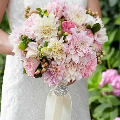 Heart's Promise Bouquet –  Wish Etc..., Brighton ON
